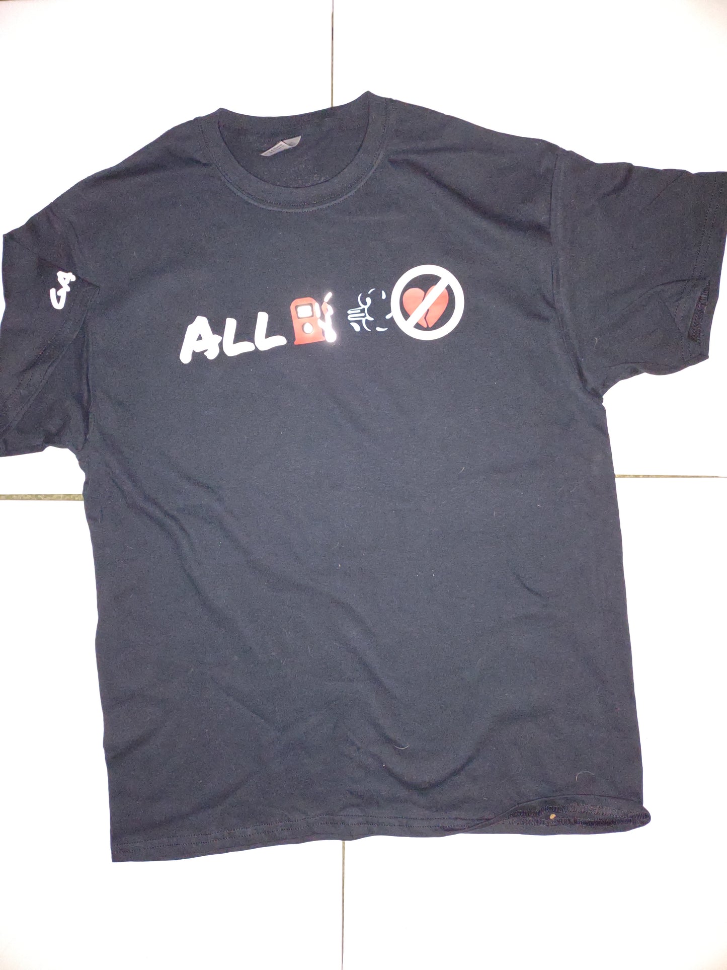 "All β½π¨ π« π" T-shirt