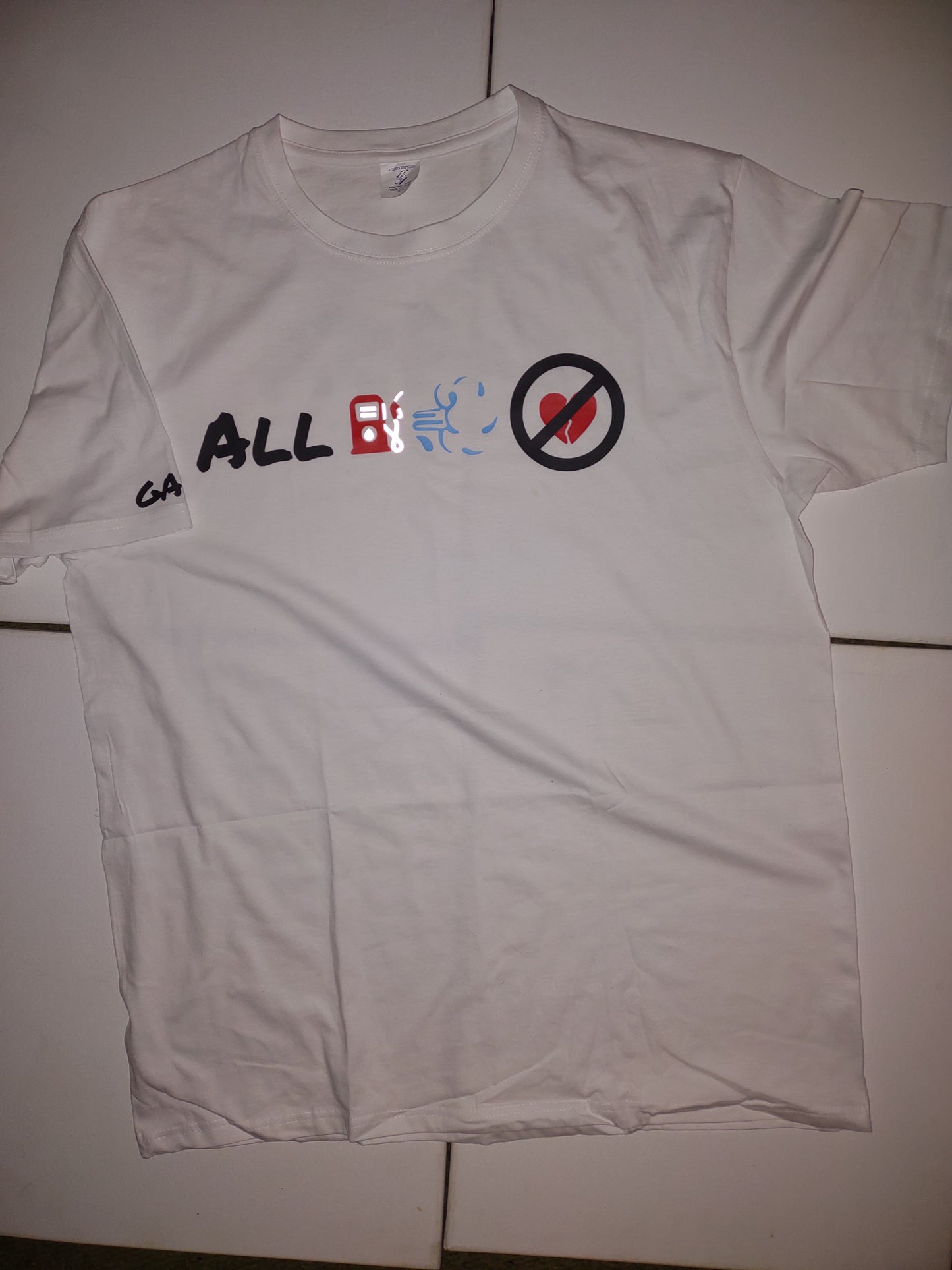 "All β½π¨ π« π" T-shirt