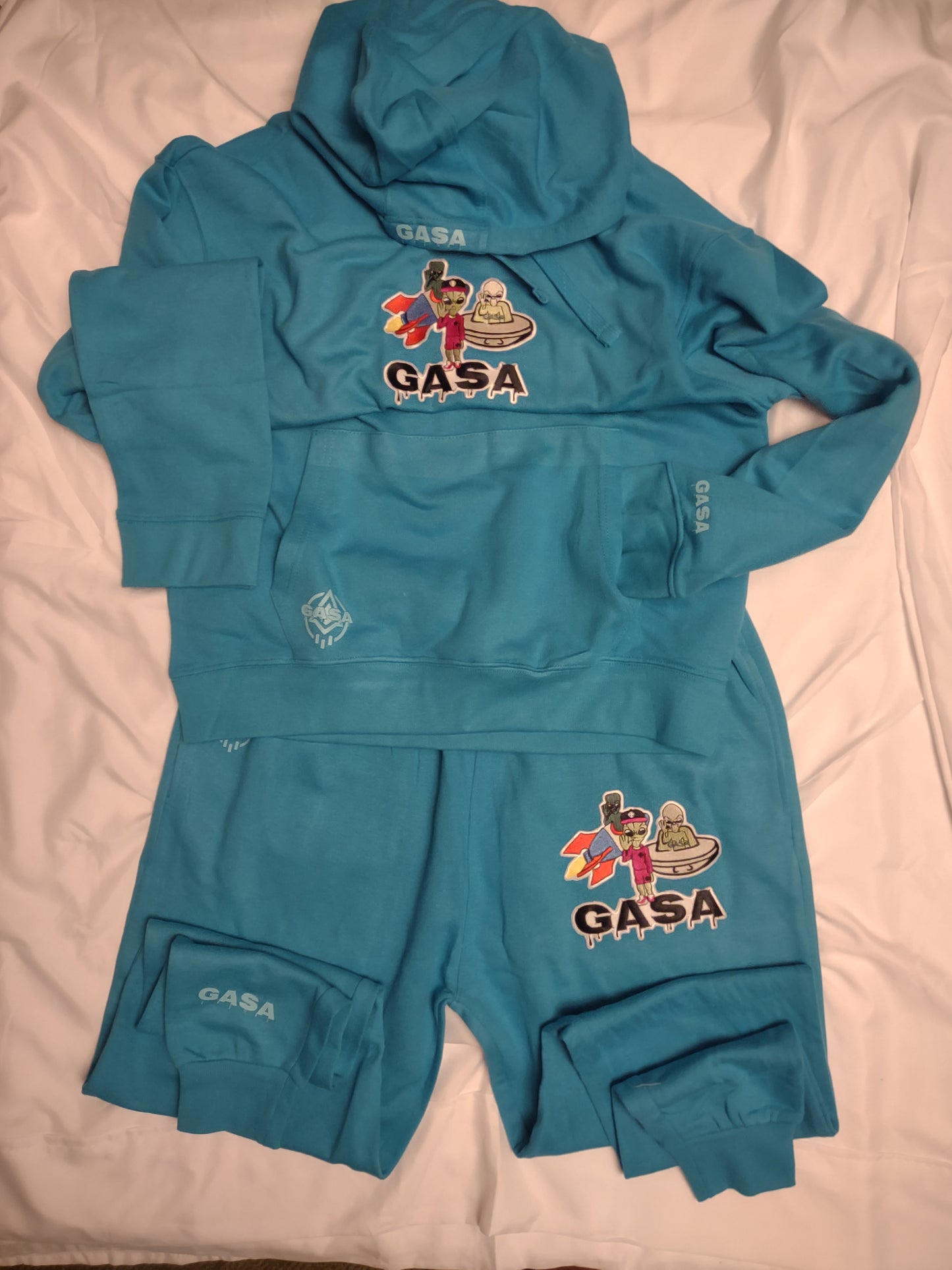 GASA family friendly Alien cotton unisex sweatsuit